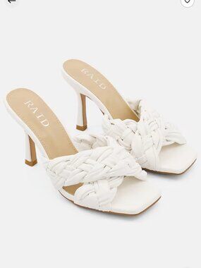 White Faux Leather Braided Stiletto Heel Sandals - Size 7W